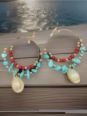 NWT Gold Tone Double Hoop Drop Earrings with Turquoise, Red Beads & Seashells